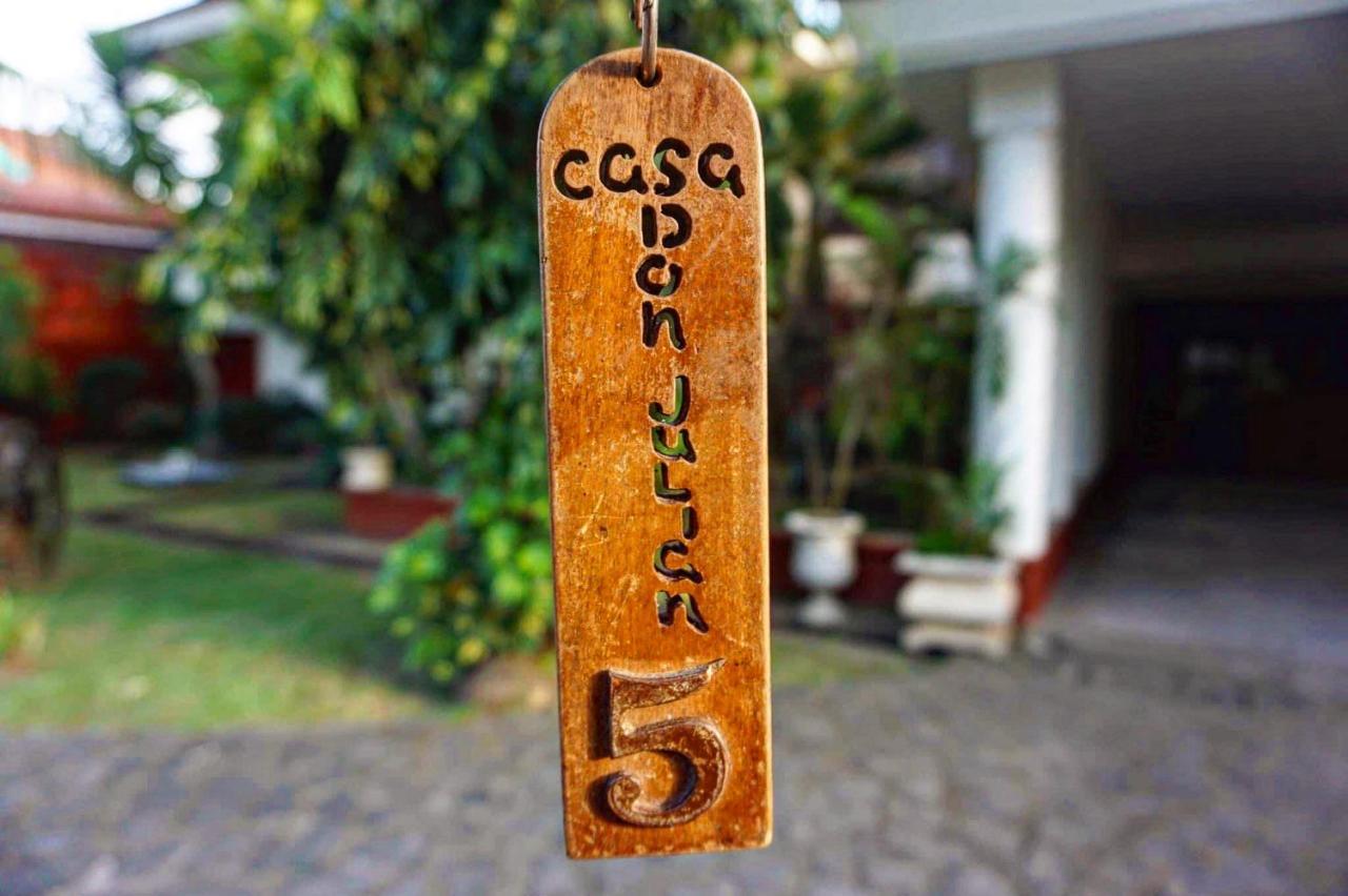 Casa Don Julian Guesthouse Bais Zewnętrze zdjęcie