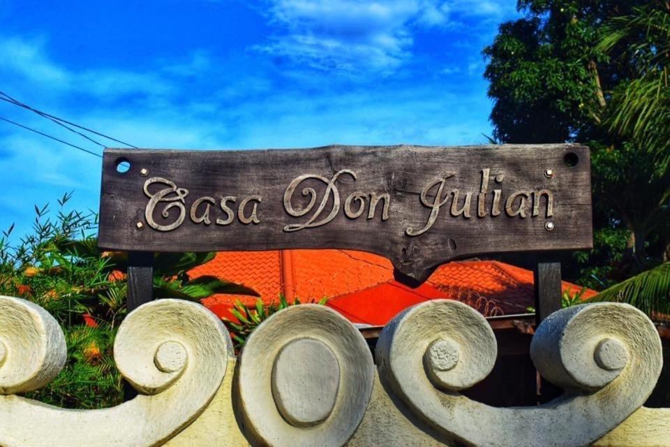 Casa Don Julian Guesthouse Bais Zewnętrze zdjęcie
