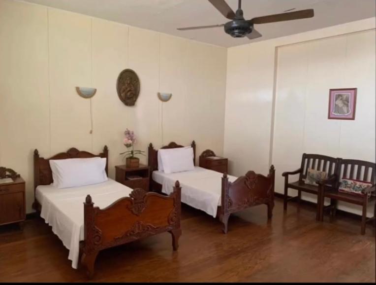 Casa Don Julian Guesthouse Bais Zewnętrze zdjęcie